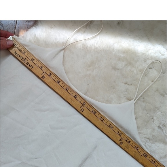 EUC Club Monaco white 100% silk peplum camisole size XS - Picture 7 of 9
